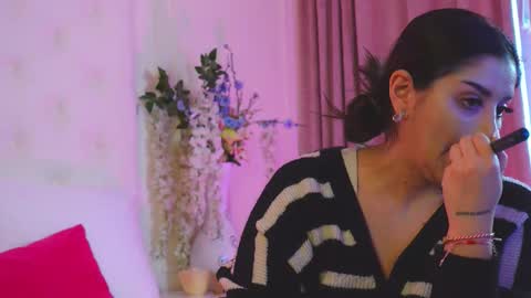 Snapshot of amberseyes chatting on March 2, 7:37 am Amberseyes online show from March 2, 7:37 am