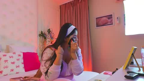 Snapshot of amberseyes chatting on March 28, 11:10 am Amberseyes online show from March 28, 11:10 am