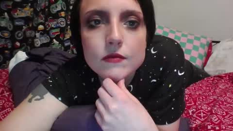 MoxxySting online show from February 4, 5:35 am