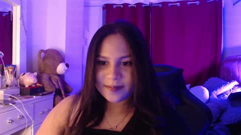 Snapshot of ambersmith98_ chatting on December 28, 10:55 pm Amber online show from December 28, 10:55 pm
