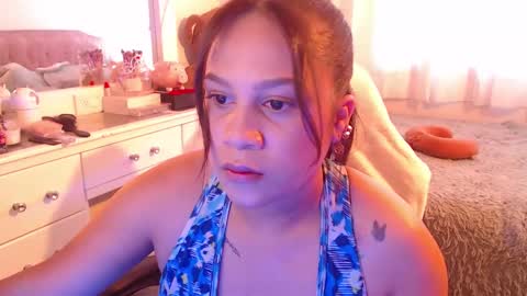 Snapshot of ambersmith98_ chatting on February 19, 12:33 pm Amber online show from February 19, 12:33 pm