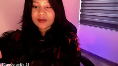 Snapshot of ambersmith98_ chatting on June 14, 1:24 pm Amber online show from June 14, 1:24 pm