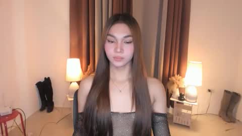Snapshot of ambervixen69 chatting on May 14, 12:50 am BIGCOCK AMBER online show from May 14, 12:50 am