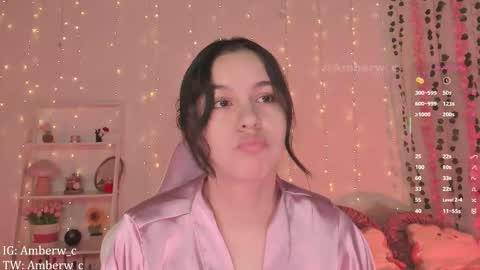 Snapshot of amberw_c chatting on November 27, 1:51 am IG - TW Amberw c online show from November 27, 1:51 am