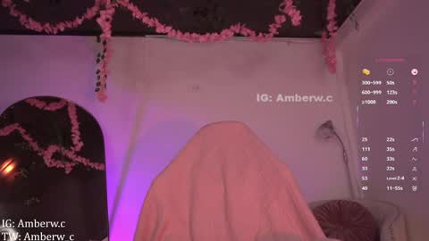 Snapshot of amberw_c chatting on April 13, 1:00 am IG - TW Amberw c online show from April 13, 1:00 am