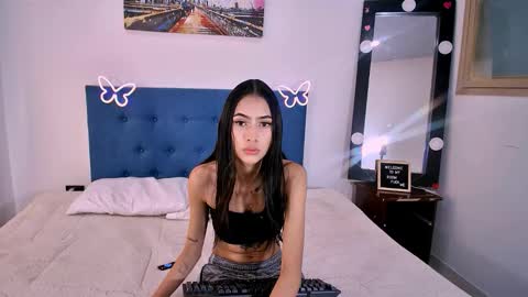 Amber  online show from September 30, 7:30 pm