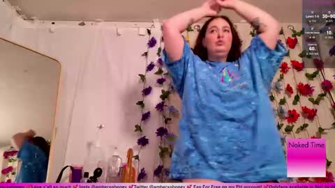 Snapshot of amberxoxhoney chatting on October 25, 7:08 pm Amber Honey online show from October 25, 7:08 pm