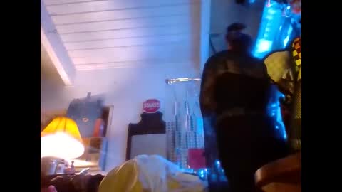 ambionce online show from April 1, 8:37 am