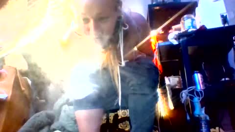 Snapshot of ambionce chatting on June 4, 1:39 pm ambionce online show from June 4, 1:39 pm