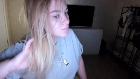 ambrosia__ online show from September 15, 1:16 am