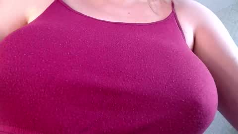 Snapshot of ambrosia_nectar chatting on May 30, 11:18 am 25 WEEK Princess Linnea online show from May 30, 11:18 am