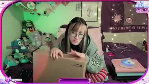 Snapshot of ambrosiakitty chatting on February 27, 6:02 am Ambrosia online show from February 27, 6:02 am