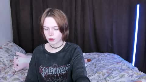 Amelia online show from March 7, 3:28 pm