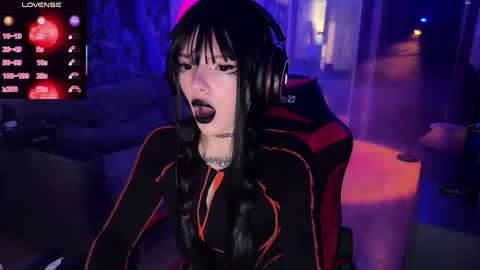 Snapshot of amelia_aley_ chatting on November 2, 10:50 am Amelia Aley online show from November 2, 10:50 am