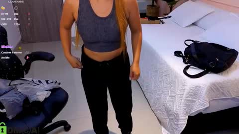 AMELIA online show from November 7, 11:32 am