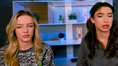 amelia lovely1 online show from March 26, 12:33 pm