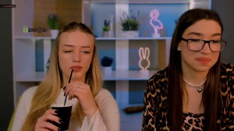 amelia lovely1 online show from March 27, 8:26 am