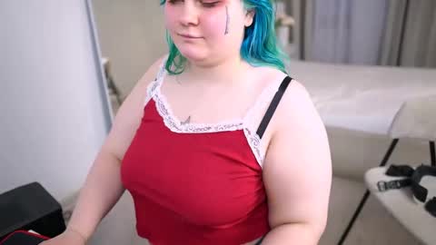 Snapshot of amelia_skyees chatting on May 31, 6:09 pm Amelia online show from May 31, 6:09 pm