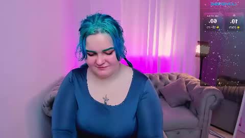 Snapshot of amelia_skyees chatting on June 13, 3:32 pm Amelia online show from June 13, 3:32 pm