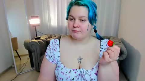 Amelia online show from June 19, 3:27 pm