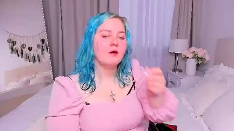 Amelia online show from July 2, 10:32 am