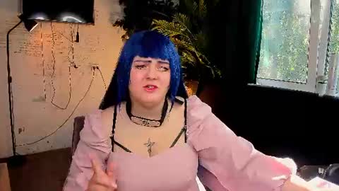 Amelia online show from July 30, 12:15 pm