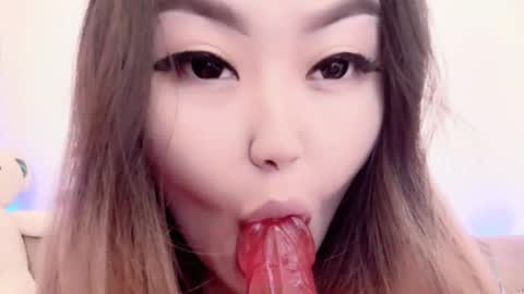 Amelia online show from March 20, 3:17 pm