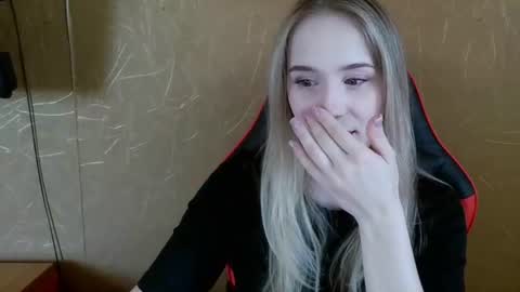 Amelia  online show from July 30, 10:03 am