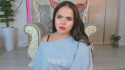 Amelia Nick online show from September 21, 5:25 pm