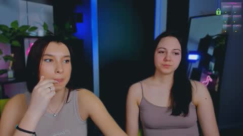 Snapshot of ameliaa_sweet chatting on March 27, 12:49 pm ameliaa_sweet online show from March 27, 12:49 pm