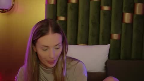 Amelia online show from March 5, 4:58 pm