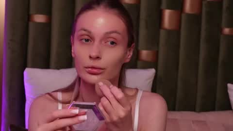 Snapshot of ameliaangell chatting on May 27, 7:33 pm Amelia online show from May 27, 7:33 pm