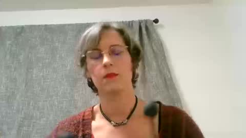 Snapshot of ameliaishka chatting on October 11, 2:11 am Ameliaishka online show from October 11, 2:11 am