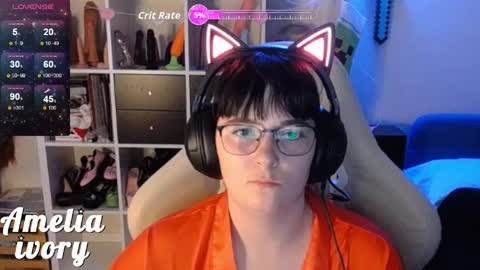 ameliaivory online show from May 22, 9:59 am