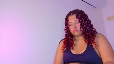amelialaurent_ online show from June 17, 7:26 pm