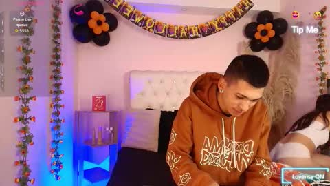 Snapshot of amelialoveace chatting on October 17, 1:03 pm amelialoveace online show from October 17, 1:03 pm