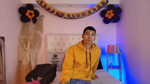 Snapshot of amelialoveace chatting on October 27, 12:53 pm amelialoveace online show from October 27, 12:53 pm