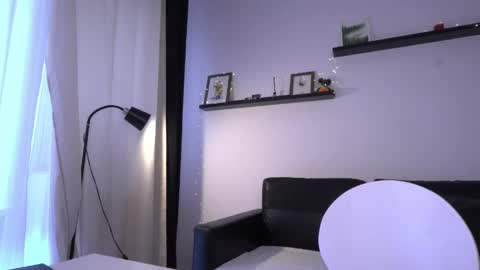 Snapshot of ameliamber0 chatting on June 2, 2:30 pm Amelia online show from June 2, 2:30 pm