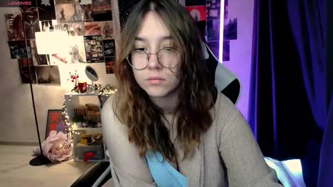 Amelia online show from September 18, 7:32 am