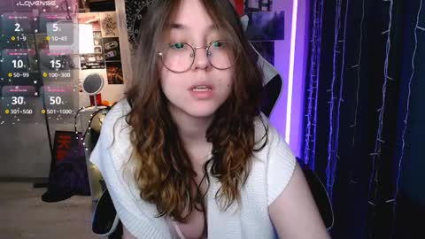 Snapshot of ameliameadd chatting on March 30, 11:55 am Amelia online show from March 30, 11:55 am