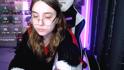 Snapshot of ameliameadd chatting on March 31, 4:29 pm Amelia online show from March 31, 4:29 pm