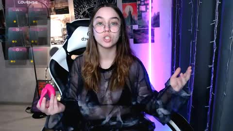 Snapshot of ameliameadd chatting on April 16, 12:28 pm Amelia online show from April 16, 12:28 pm