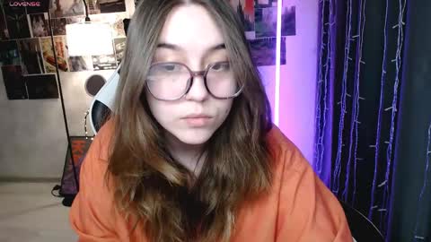 Snapshot of ameliameadd chatting on April 18, 1:15 pm Amelia online show from April 18, 1:15 pm