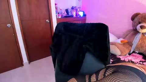 I am Ame  Nice to meet you   online show from September 17, 6:15 am