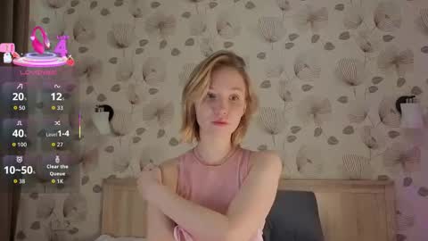 Snapshot of ameliamurrr chatting on October 12, 8:35 am Emmy online show from October 12, 8:35 am