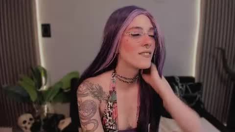 Amelianaughty  online show from July 25, 5:10 pm
