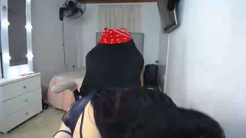 Amelia online show from January 14, 9:51 pm