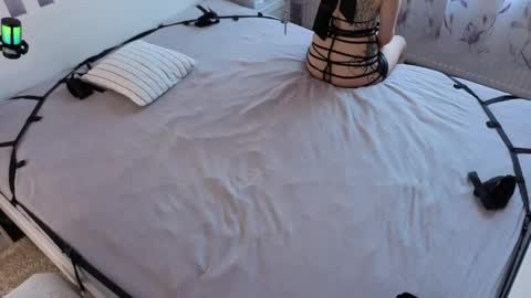 Call me Pixie or Amy xxx online show from May 8, 8:08 am