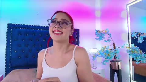 Amelie online show from July 31, 11:31 am