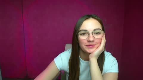 Amelie online show from December 5, 8:33 am